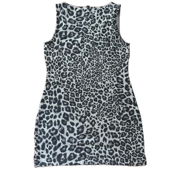 ⭐️WHITE HOUSE BLACK MARKET - SWEATER KNIT LEOPARD PRINT MINI DRESS⭐️ - Picture 2 of 6
